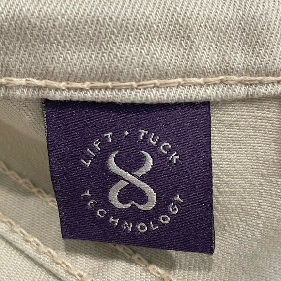 NYDJ Size 8 Sand Color Slim Straight Ankle Jeans Lift & Tuck Slimming 5 Pocket - Picture 7 of 10